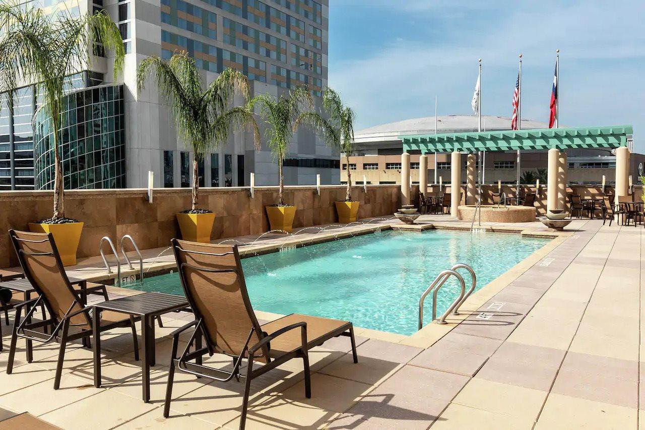 Embassy - Downtown Hotel Houston